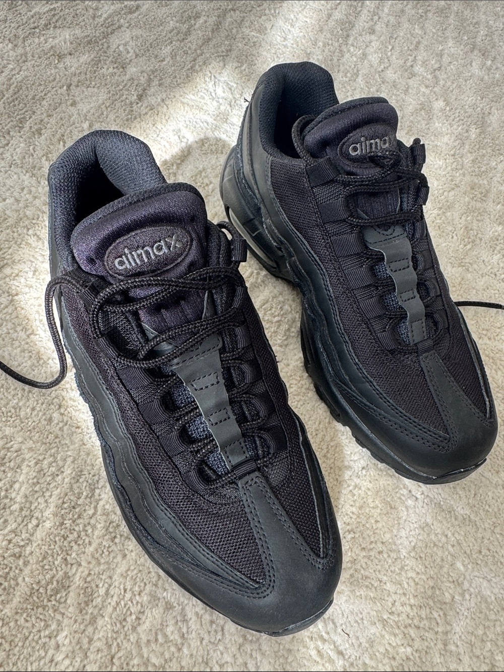Nike Men’s Air Max 95 Sneakers - All Black